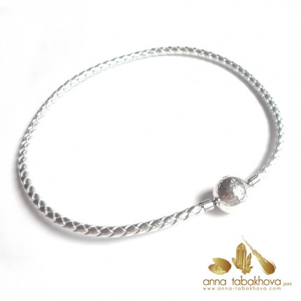 5 mm SILVER Leather Necklace matched with a silver hammered clasp (sold separatly) .