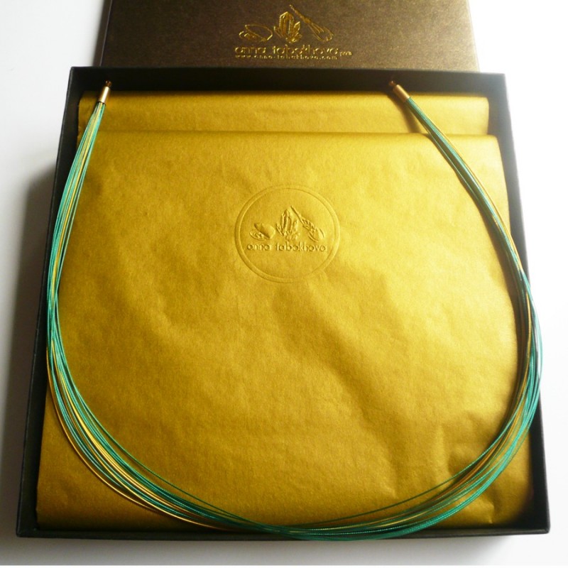 GREEN coated nylon and gold plated steel necklace